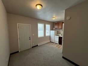 5 6th Ave N, Unit 7 in Fargo, ND - Foto de edificio - Building Photo