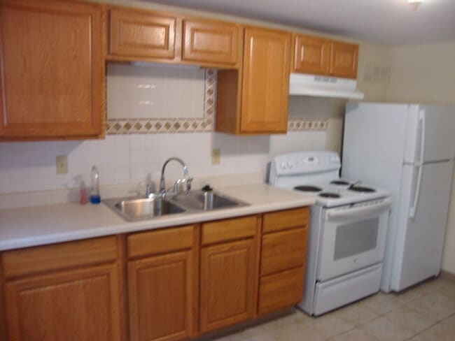 704 Charlotte Ave, Unit 704