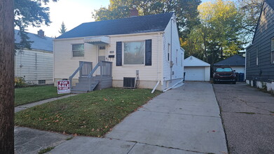 3509 Clairmont St in Flint, MI - Building Photo - Building Photo