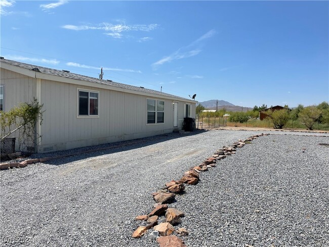 4301 Retread Rd in Pahrump, NV - Foto de edificio - Building Photo