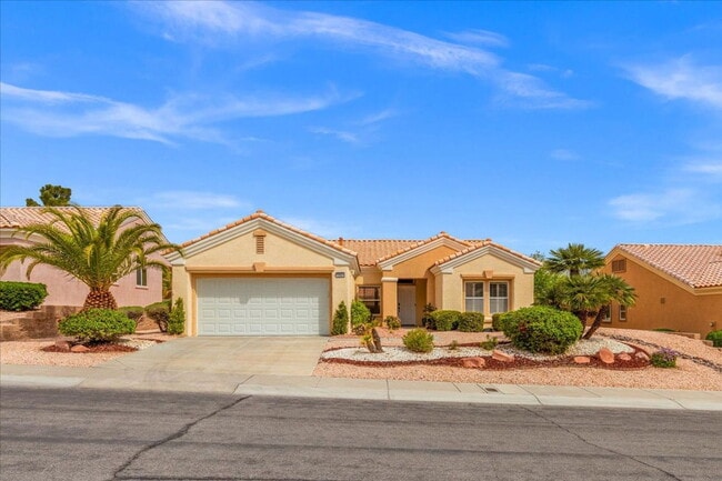 10624 Grand Cypress Ave in Las Vegas, NV - Building Photo - Building Photo