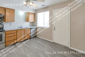 1360 N 220 W-Unit -2 in Logan, UT - Building Photo - Building Photo