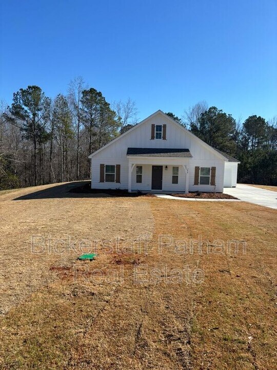 280 Young Ln in Hamilton, GA - Building Photo