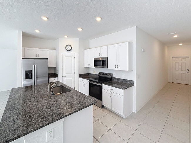 4227 Bridle Booster Wy in Lakeland, FL - Building Photo - Building Photo