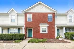 5013 73rd Ave in La Vergne, TN - Building Photo