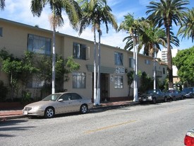 7129-7135 Stafford Ave Apartments