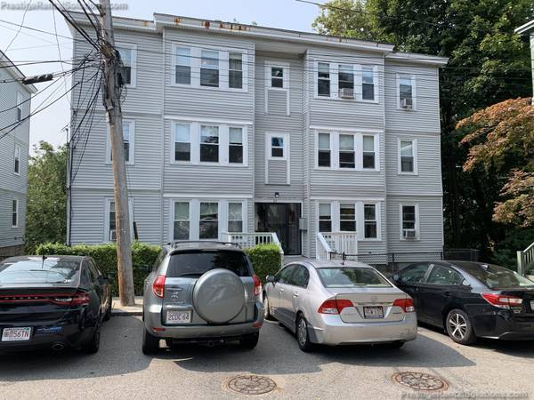 35 Lourdes Ave, Unit 2 in Boston, MA - Building Photo