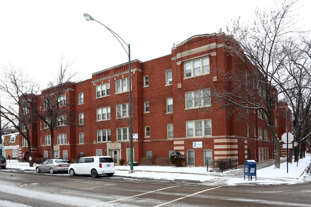 6800 N Wolcott Ave in Chicago, IL - Foto de edificio