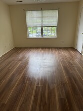 17-6 Augusta Ct, Unit 6 in Freehold, NJ - Building Photo - Building Photo