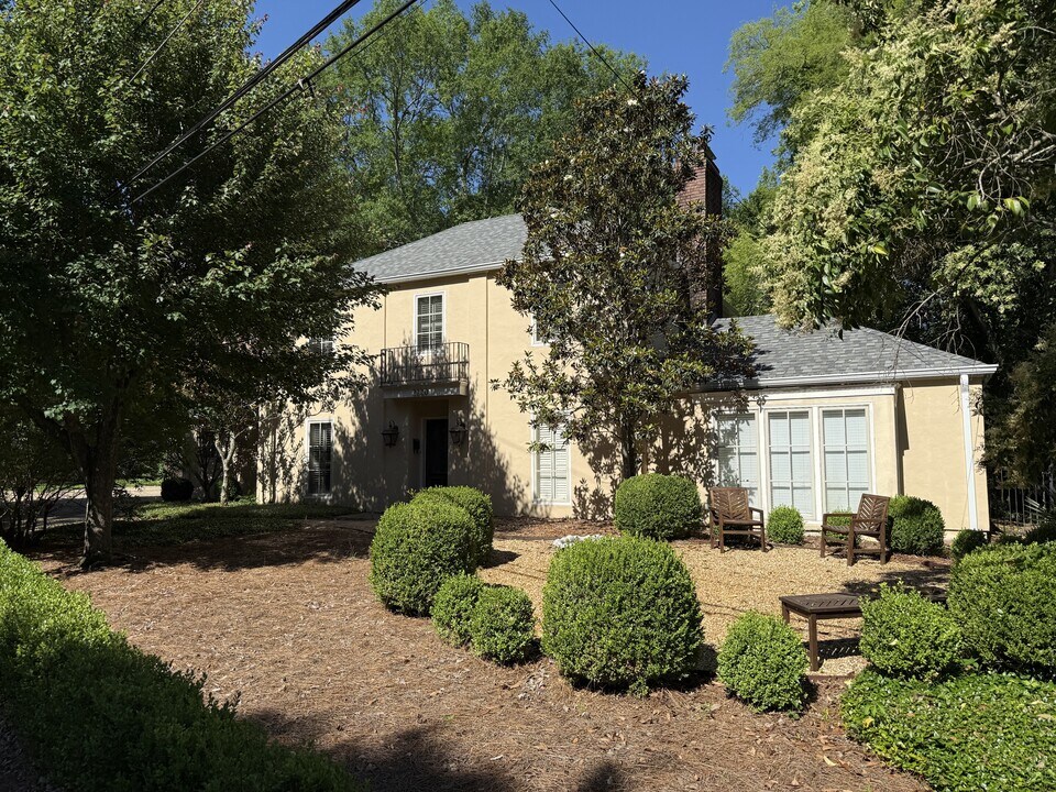2220 Felder Terrace in Montgomery, AL - Building Photo