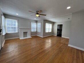 2322 26th St in Lubbock, TX - Building Photo - Building Photo