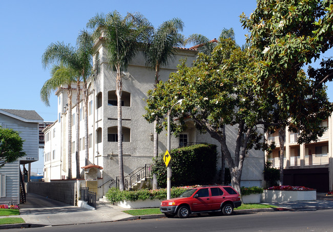 5422 W 99th Pl in Los Angeles, CA - Building Photo - Building Photo