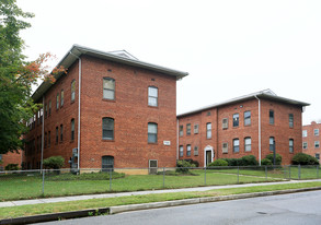 Banneker West Apartamentos