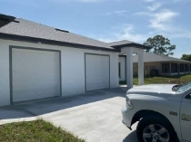 property at 5228 27th St SW
