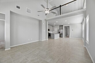 218 Twilight Mdw Wy in Richmond, TX - Foto de edificio - Building Photo