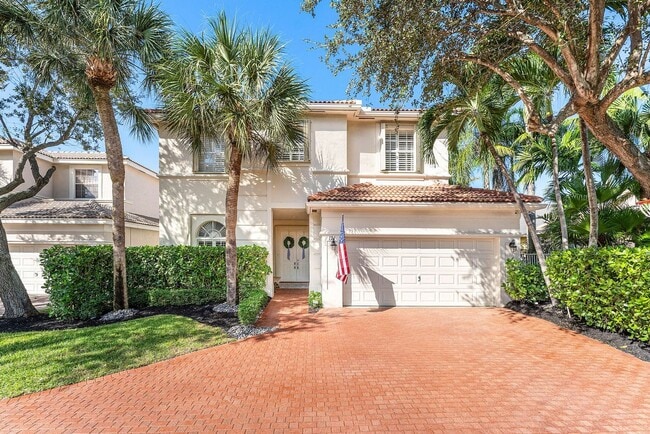 property at 121 Palm Cir