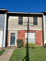 10203 Los Altos Dr in Shreveport, LA - Building Photo