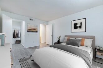 Skye Reserve in Brandon, FL - Building Photo - Building Photo