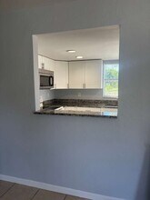 300 Anita Ave S in Lehigh Acres, FL - Foto de edificio - Building Photo