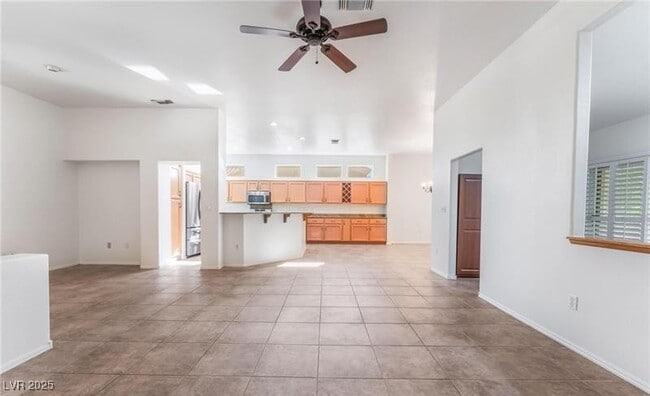 2505 Indigo Valley St in Las Vegas, NV - Building Photo - Building Photo