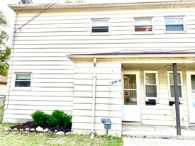 32616 Montcalm St, Unit 32616