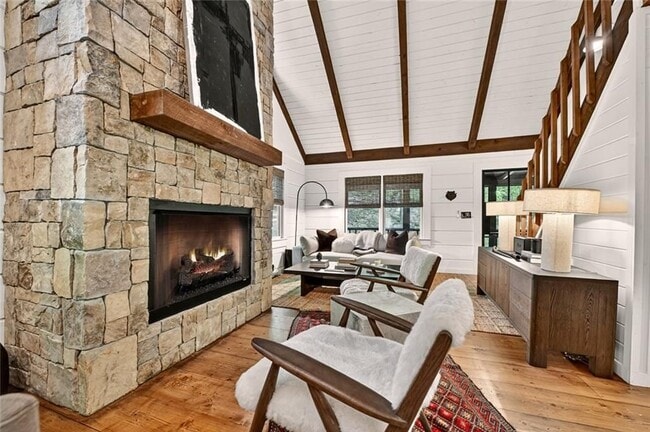 property at 545 Chestnut Ridge Cir