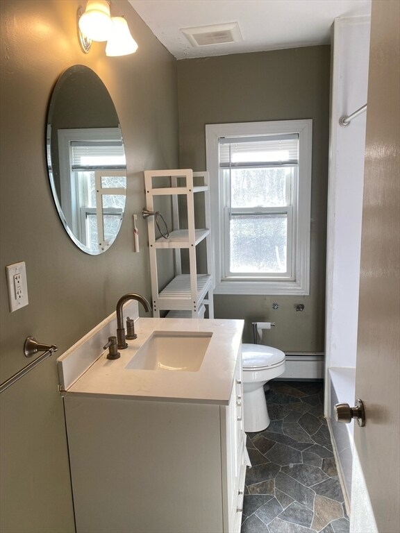 2 Evans St, Unit 1 in Woburn, MA - Building Photo - Building Photo