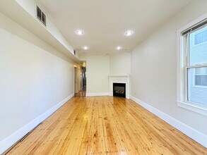 367 Cardinal Medeiros Ave in Cambridge, MA - Building Photo - Building Photo