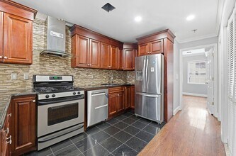 168 New York Ave in Jersey City, NJ - Building Photo - Building Photo