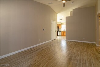 8688 Little Fox St in Las Vegas, NV - Building Photo - Building Photo