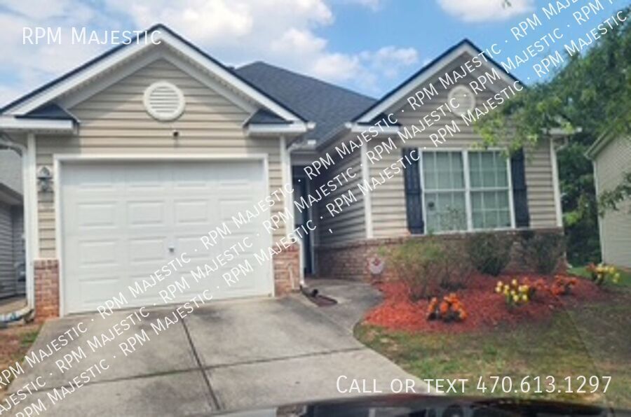 6390 Shadow Square in Lithonia, GA - Building Photo