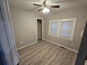 160 W Seaview Ave in Norfolk, VA - Foto de edificio - Building Photo