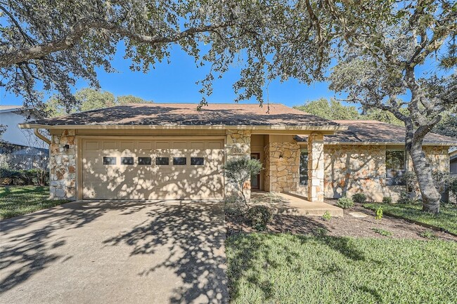 3102 Honey Tree Ln