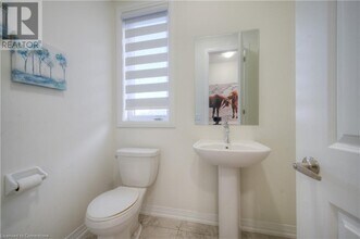 67 Crossmore Cres in Cambridge, ON - Building Photo - Building Photo