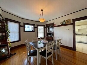 56 Hobson St, Unit 2 in Boston, MA - Foto de edificio - Building Photo