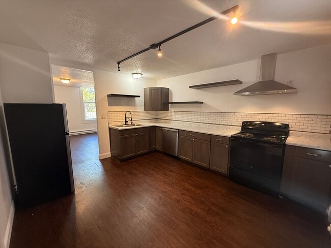 property at 809 Belle Ave