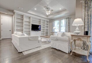 108 Charming Redbud Ln in San Marcos, TX - Building Photo - Building Photo