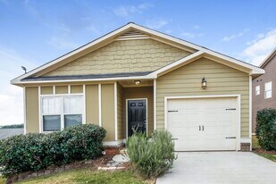 102 Enclave Dr in Villa Rica, GA - Building Photo
