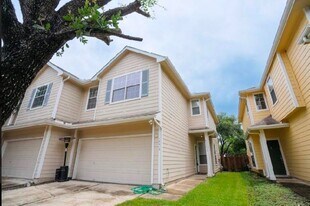 14413 Rosehedge Ct in Houston, TX - Building Photo