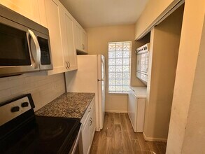 4815 Via Palm Lakes in West Palm Beach, FL - Building Photo - Building Photo