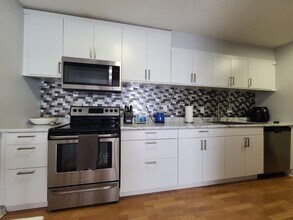 2614 Cherrywood Ct in St. Joseph, MI - Building Photo - Building Photo