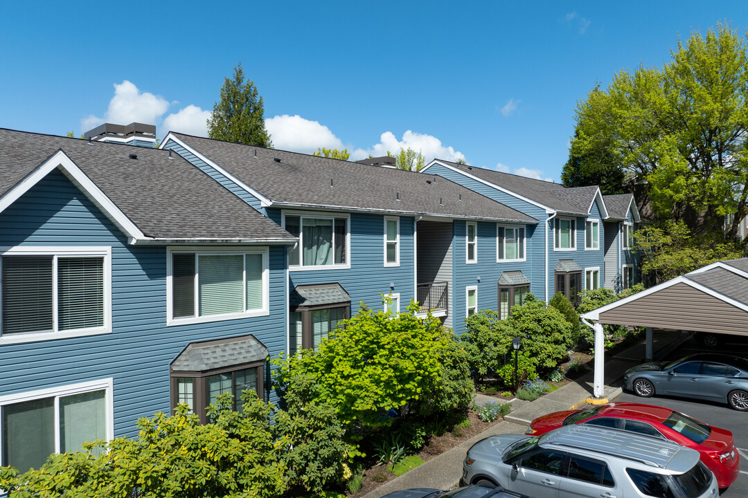 Lexington Condominium in Kirkland, WA - Foto de edificio