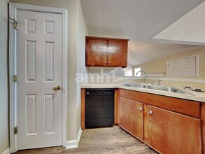 55 Carlisle Ln in Savannah, GA - Building Photo - Building Photo