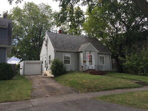 1122 14th St N in Fargo, ND - Building Photo - Building Photo