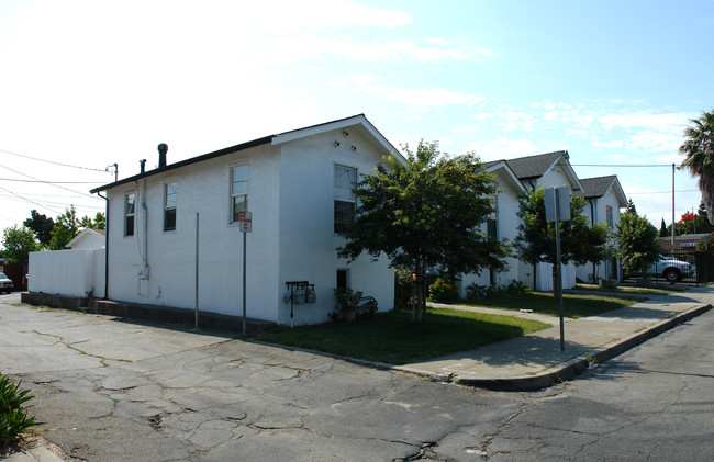 1706-1708 Sutter St in Vallejo, CA - Building Photo - Building Photo