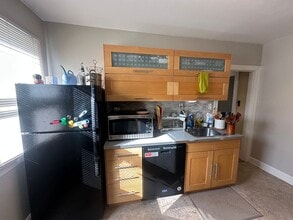 3307 W Catalpa Ave, Unit 2 in Chicago, IL - Building Photo - Building Photo