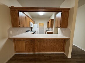 5521 W 7th Ave in Stillwater, OK - Building Photo - Building Photo