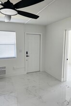 1225 NW 2nd St, Unit 1 in Fort Lauderdale, FL - Building Photo - Building Photo