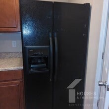 515 Fairview Rd in Taylors, SC - Building Photo - Building Photo