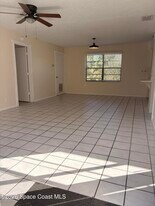 2000 Agora Cir SE in Palm Bay, FL - Building Photo